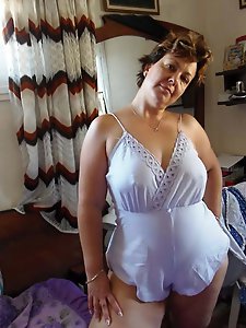 Dazzling mature MILFs having hairy vagina