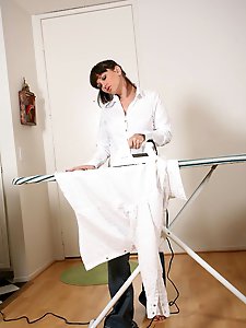 Strumpet Carrie from AuntJudys.com gallery 8