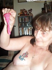 I fuck like a good old nasty whore wife