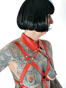 Fiery old girls are playing themselves