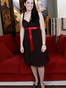 Spicy older tart wants to suduce the male