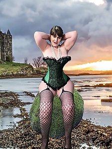 Granny Highlander Carmen