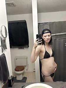 Old horny Henrietta with another lesbian Samantha