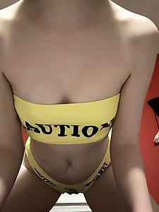 Russian women are posing nude at home