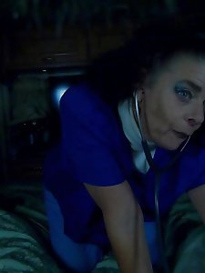 Older chicks having restless twat