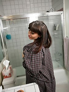 Model Carrie from Older Women gallery 5