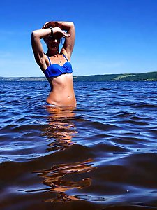 Fiery mature mademoiselle loves a tasty boner so much